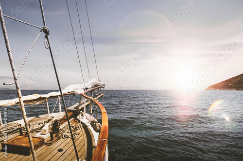 Fotografía Voyage en bateau voilier sur la mer et l'océan
