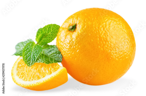 Plakat pomarańcza   pomaranczowe-owoce-pomaranczu-z-zielonymi-liscmi