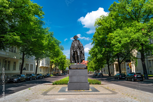 Fotografie, Obraz Monument of American general Baron von Steuben in downtown of Magdeburg, Germany