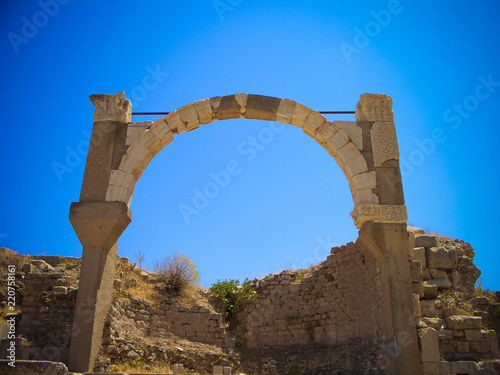 Fotografie, Obraz Panoramic view to Ephesus ruin arch in Turkey