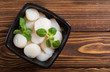 Raw scallops with salad
