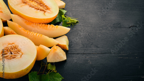 Cuadros en Lienzo Fresh melon Sliced to pieces of melon