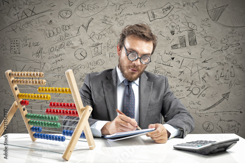 Cuadros en Lienzo Nerd accountant does calculation of company revenue
