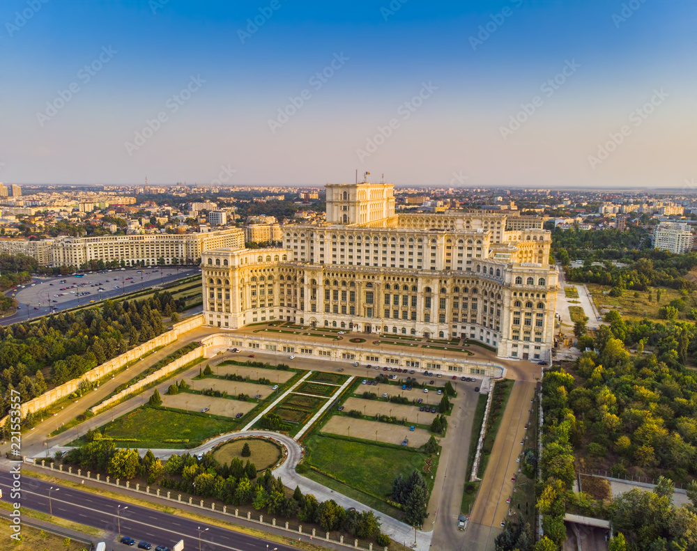Obraz na płótnie Parliament building or People's House in Bucharest city. Aerial view at sunset w salonie