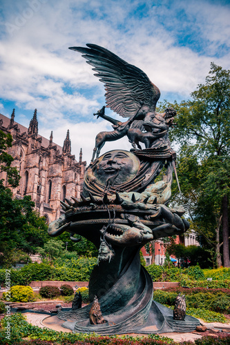 Fotografie, Obraz NEW YORK: statue near St.John cathedral the "Peace fountain"