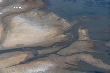  vue aérienne de la côte près de Saintes-Marie-de-la-Mer en Camargue en France