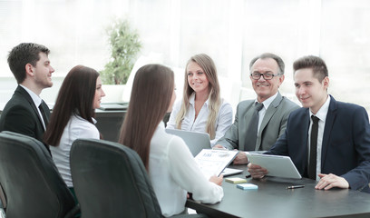 business team holds a workshop in the office