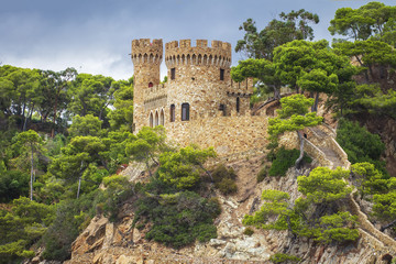 Fototapete - Castle in Lloret de Mar. Castell d'en Plaja, Costa Brava, Spain