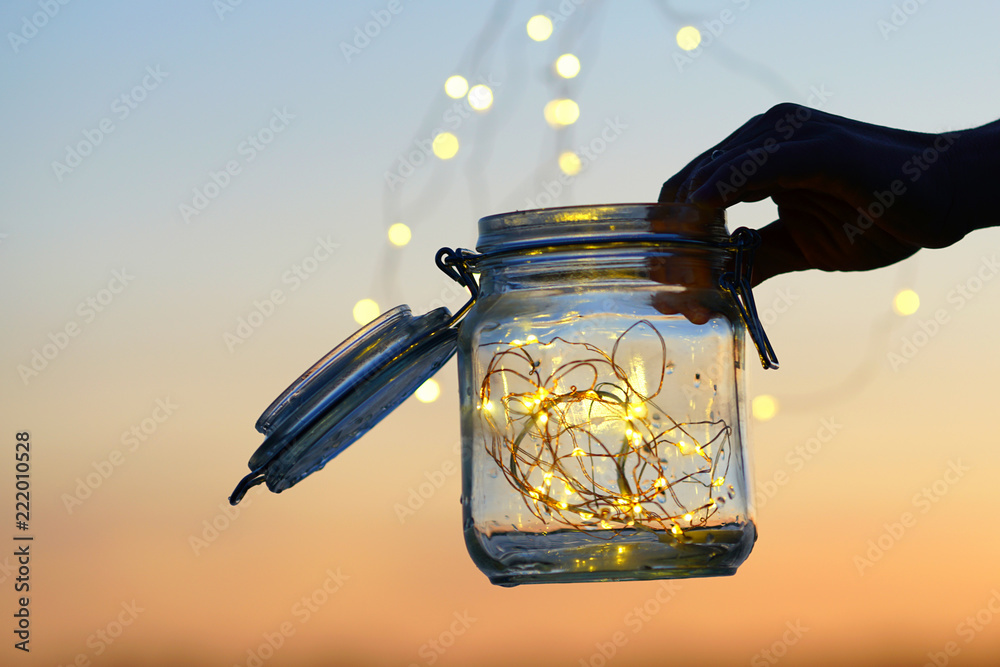 Stock-Foto „Lichterkette im Glas“