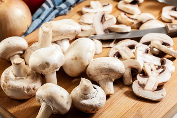 Canvas Print - Fresh white mushrooms