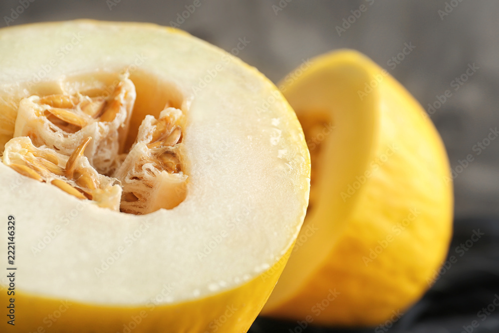 Ripe cut melon, closeup