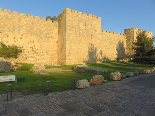 Vue sur la muraille autour de Jerusalem