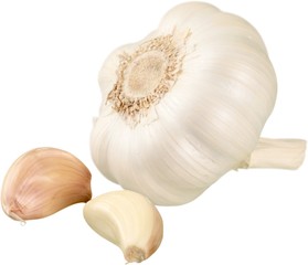 Wall Mural - Fresh garlic cloves isolated on white background