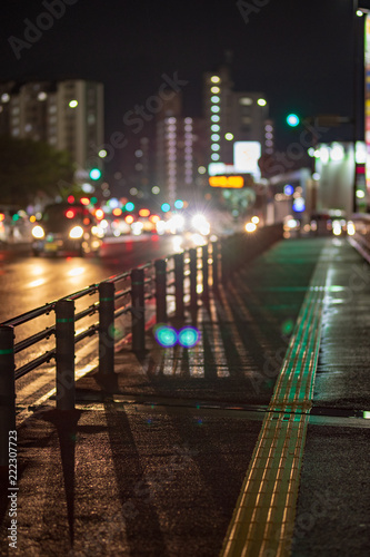 夜の歩道 Stock 写真 Adobe Stock