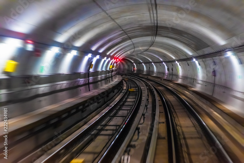 Fotografía Subway metro underground tube tunnel
