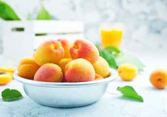 Canvas Print - apricots