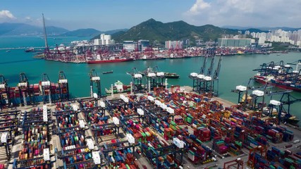 Canvas Print - Timelapse of Hong Kong container terminal port