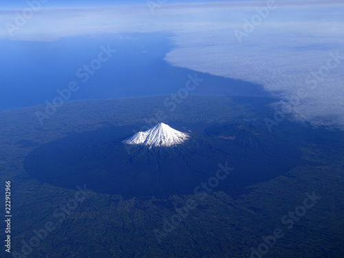 Fotografie, Obraz Mount Taranaki or Mount Egmont of New Zealand