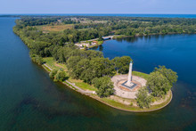 Presque Isle Peninsula Lake Erie Pennsylvania Perry Monument
