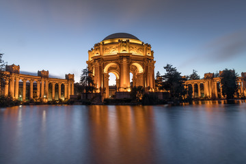 Sticker - The Palace in the evening with reflection from pond. Palace of Fine Arts, San Francisco, California, USA.