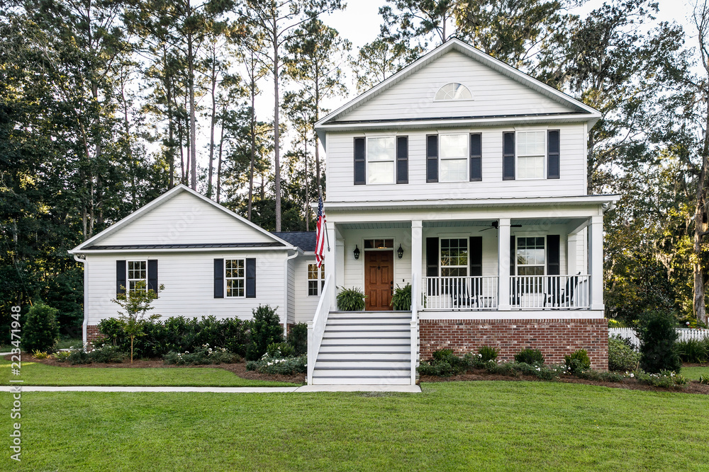 Suburban White All American Contemporary Farmhouse Two Story with Curb Appeal - obrazy, fototapety, plakaty 