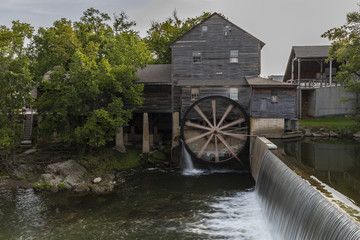 Poster - Old Grist Mill with Water Wheel and Dam