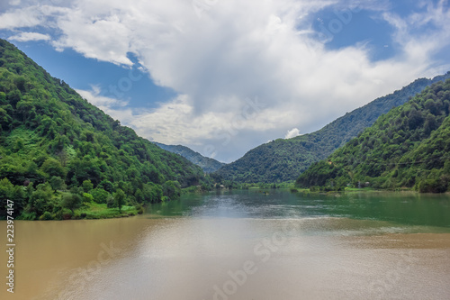 Fotografie, Obraz view of the confluence of two rivers and mountains