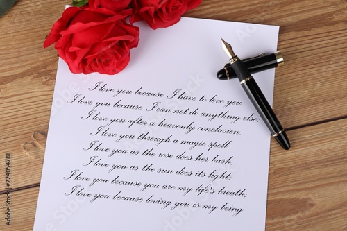 Fotomural love letter - handwritten letter with a declaration of love with red roses on