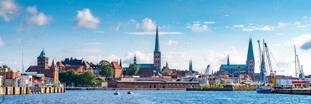 Panorama von Lübeck - obrazy, fototapety, plakaty 