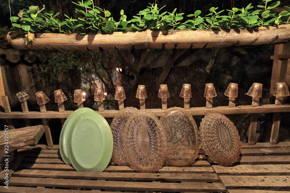 Limbo Rack Pinoy Foto de Stock Plate rack-Filipino ancestral house in the Parian ...
