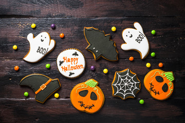 Wall Mural - Halloween Gingerbread Cookies - pumpkin, ghosts, bat,  on woden 