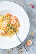 Spaghetti z krewetkami, czosnkiem i oliwą