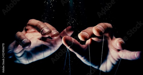 Cuadros en Lienzo Puppet Master controlling and manipulating you concept
