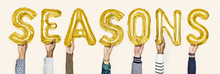 Poster - Yellow gold alphabet balloons forming the word seasons