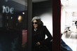 © Eve Saint-Ramon - Portrait de femme dans le photomaton