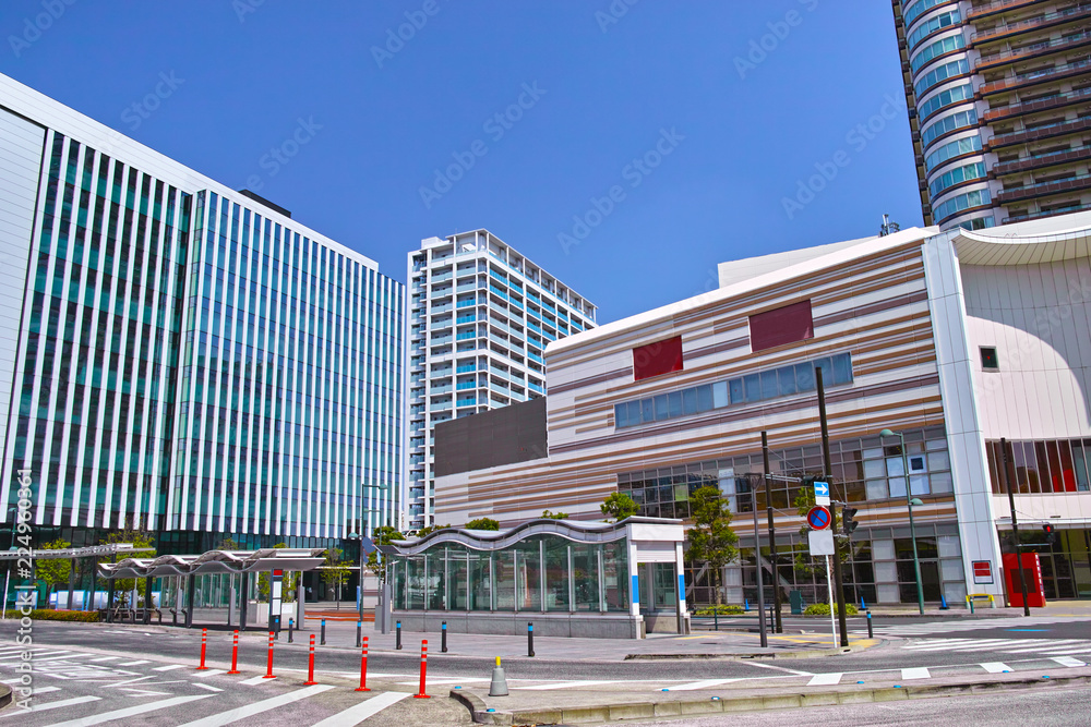 武蔵小杉駅東口の風景 Stock Photo | Adobe Stock