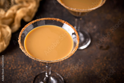 Cuadros en Lienzo Chocolate martini cocktail or Irish cream liquor