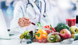 Leinwandbild Motiv Modern doctor or pharmacy agent contact for healthy food and diet