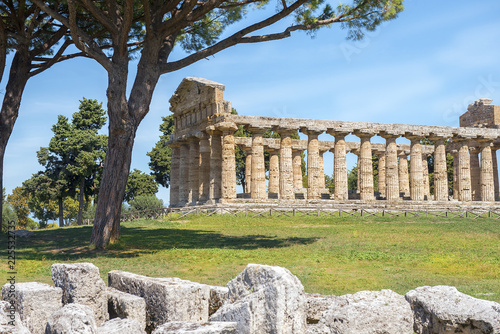 Fotomural Temple of Athena (Minerva) in Poseidonia (Paestum), Campania, Italy