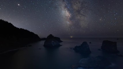 Wall Mural - milky way night sky above the sea stack islands on the oregon coast