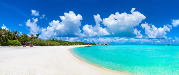  Tropikalna plaża na Malediwach