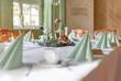 © js-photo - festlich geschmückter Tisch