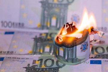 Wall Mural - Burning one hundred euro