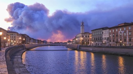 Fototapete - Ponte di Mezzo bridge over Arno river and Clock tower at dusk in Pisa, Italy
