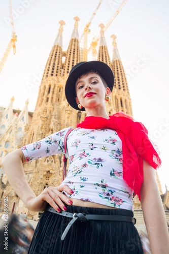 Fotografia Tourism in Europe, woman tourist on the street of Barcelona
