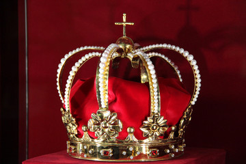 Crown on a red background