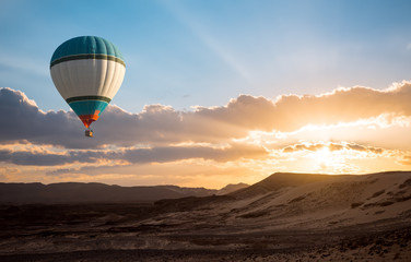  Hot Air Balloon travel over desert
