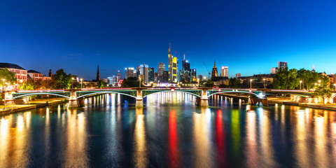 Fototapete - Night panorama of Frankfurt am Main, Germany