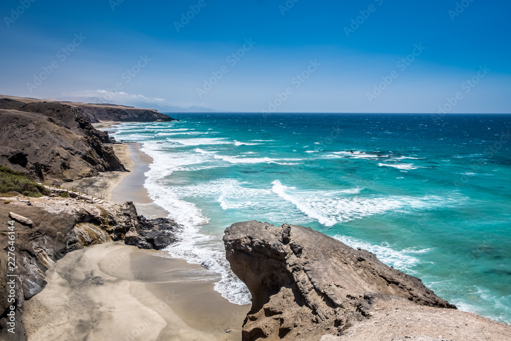 Wakacyjne zdjęcia z Wysp Kanaryjskich. Przepiękne widoki wybrzeża.  - obrazy, fototapety, plakaty 