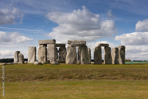 Plakat Piękne widoki Stonehenge pod niebem pełnym chmur
